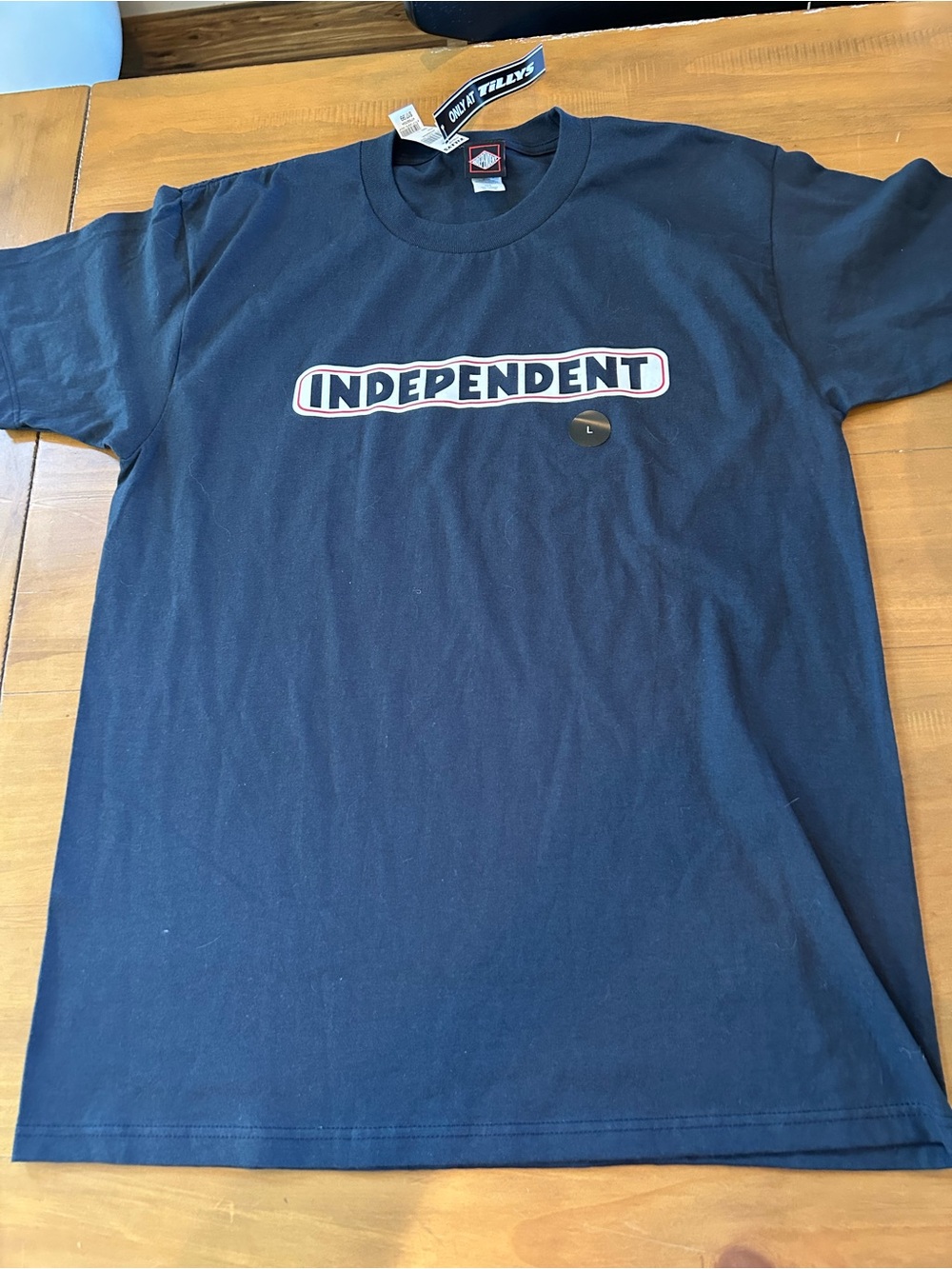 NWT Men’s Navy Independent Graphic T‑Shirt